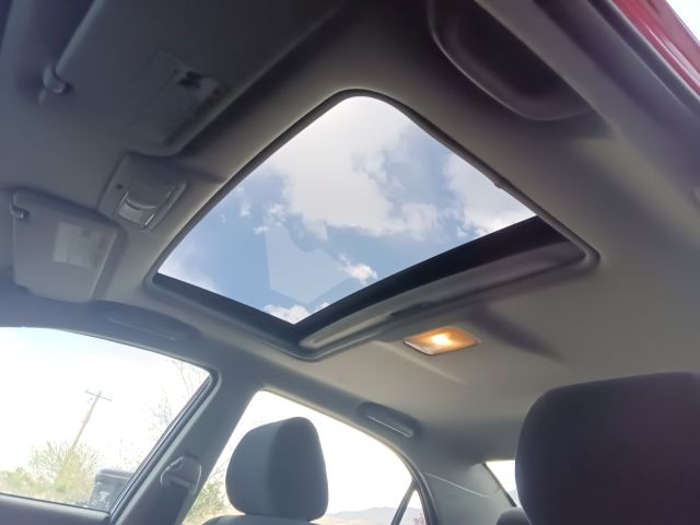 2005 COROLLA S (42).jpg